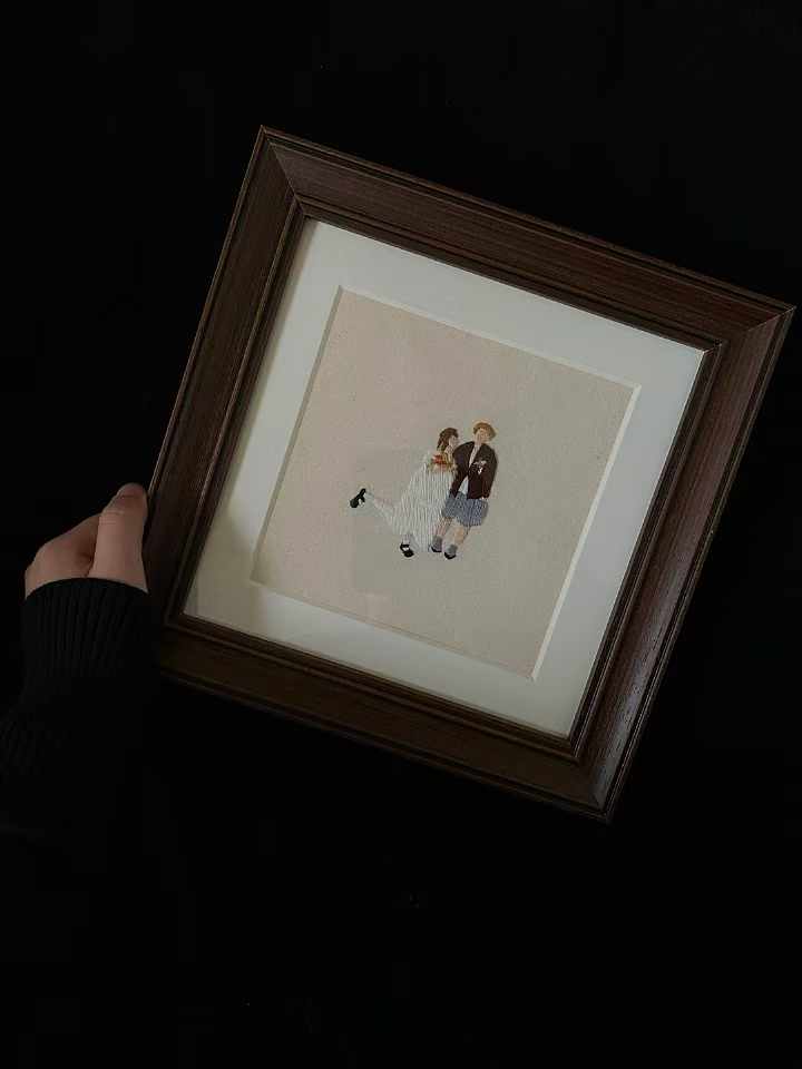 Customised Hand Embroidery(Double Figure)